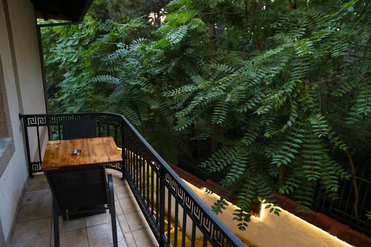 City Park Hostel Pristina Eksteriør billede